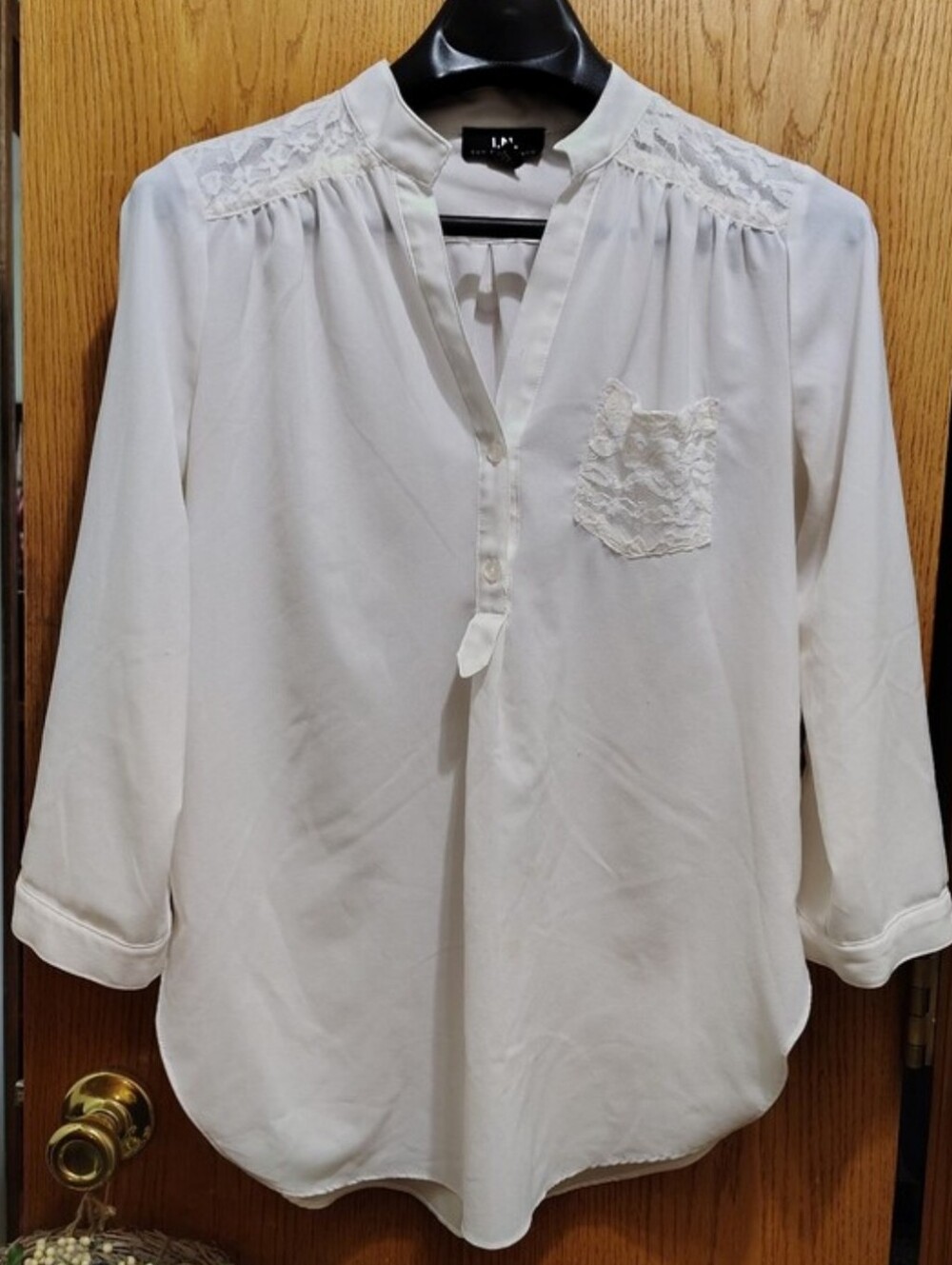 IN San Francisco Size L Cream Lace Yoke 3/4 Sleeve Henley Blouse